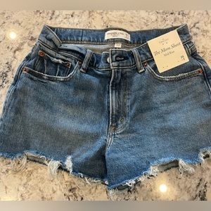 Women’s Abercrombie jean shorts